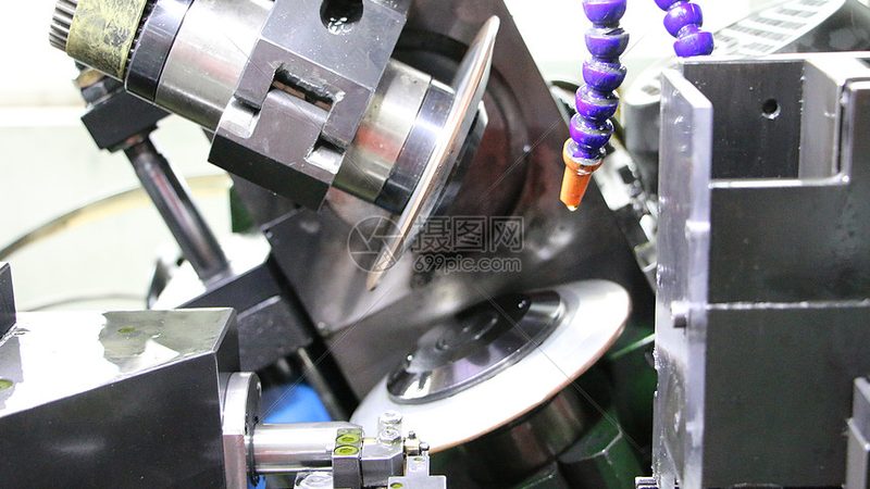 龙门数控车床材质要求解析：如何确保加工精度与稳定性**